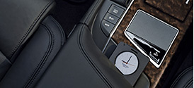 2017-ct6-technology-cup-holder-274x125